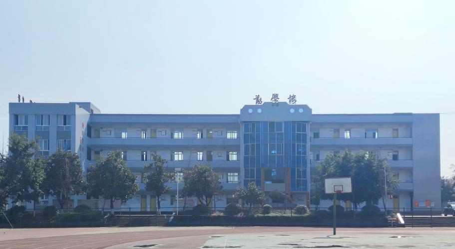 2025年四川省自贡市牛佛中学校教学质量|师资力量怎么样？