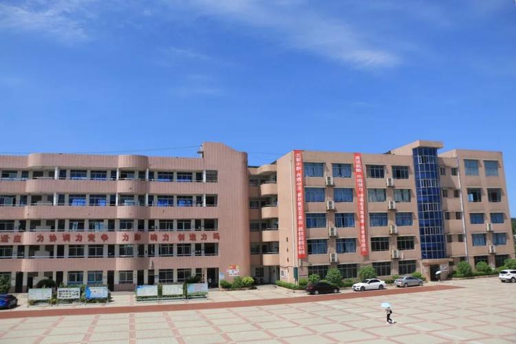 2025年乐山市更生学校招生分数线|录取分数线是多少？