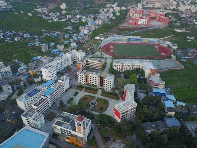 2025年雅安市四川汉源县第一中学招生分数线|录取分数线是多