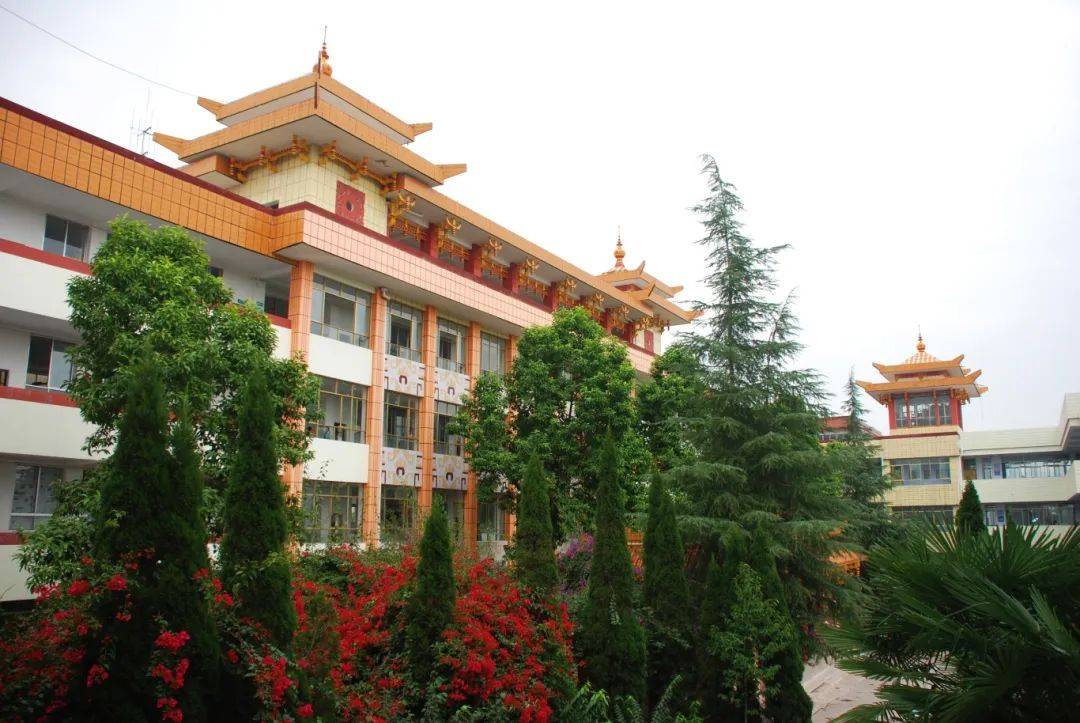 2025年凉山州民族中学录取分数线是多少? 2025年凉山州民族中学录取分数线是多少?